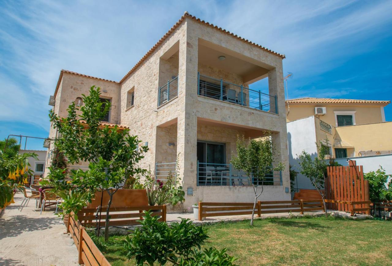 Liri'S Apartments Kalamaki  Ngoại thất bức ảnh
